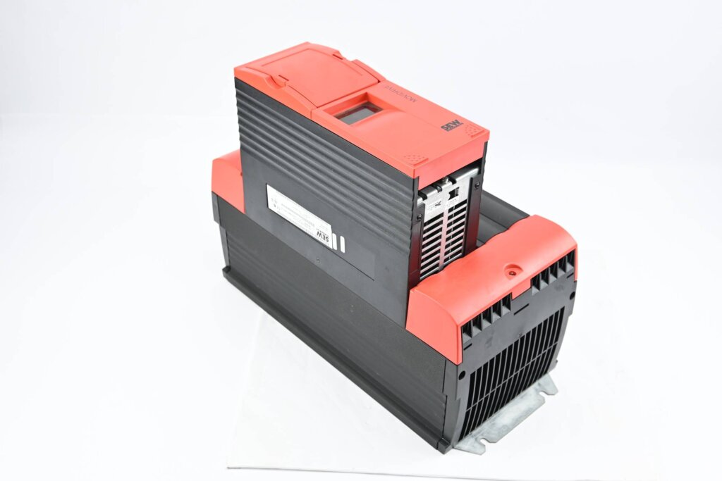 Inversor SEW MDV60A030050340TNA